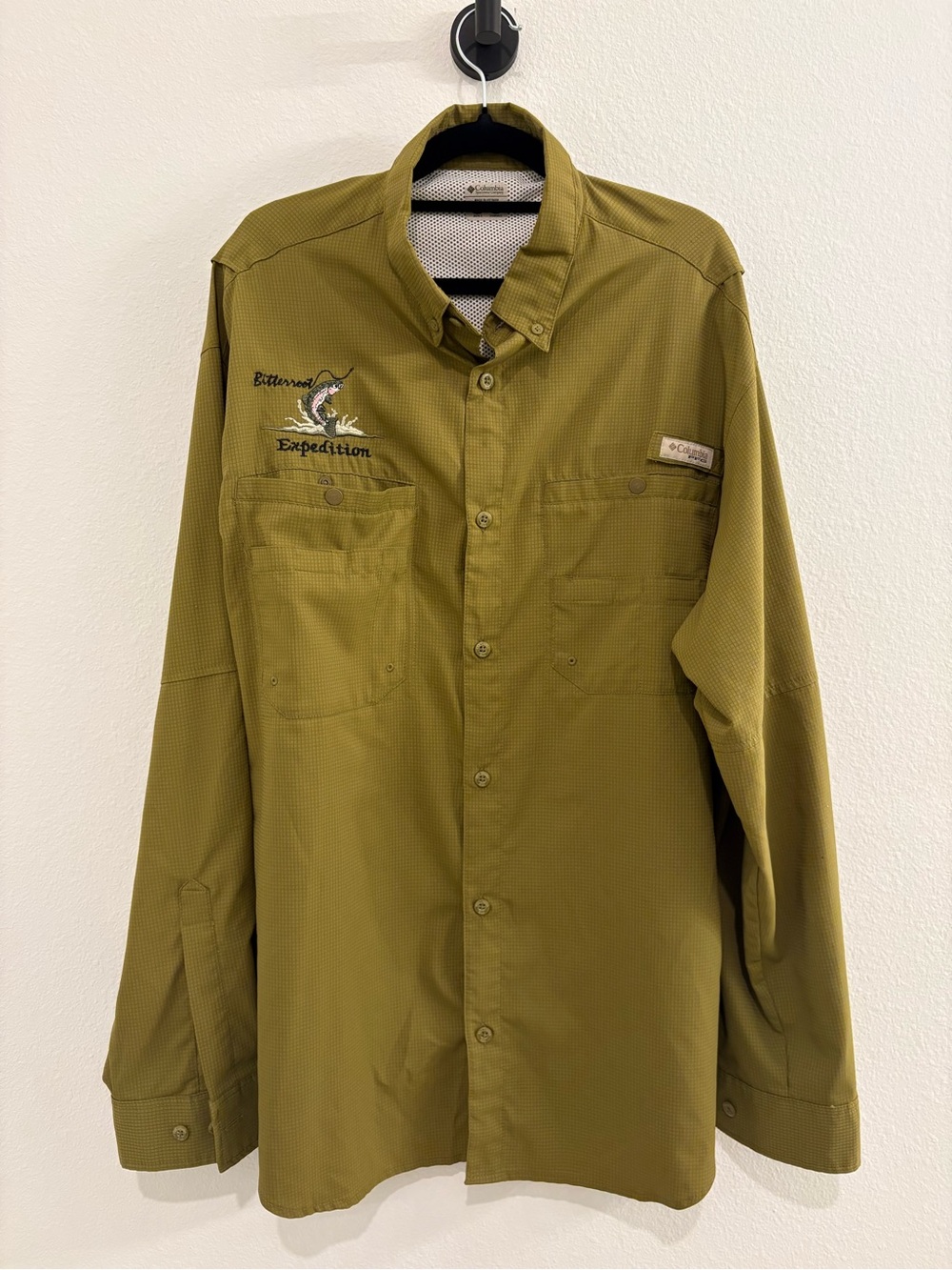 Columbia Olive Green Outdoor Expedition Button-Down Shirt